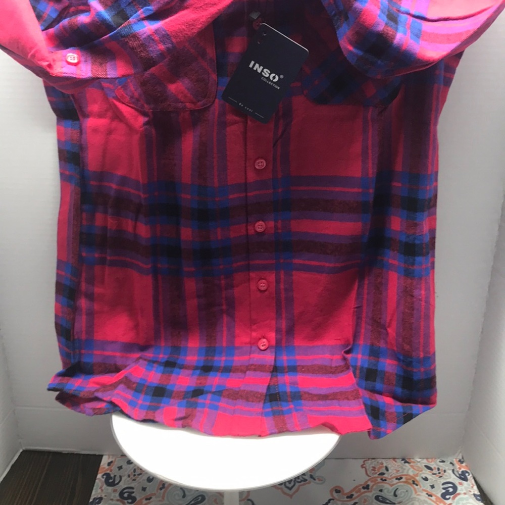 Women’s Flannel Button Down Shirt - Picture 5 of 6